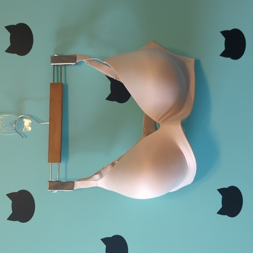 Victoria's Secret Bra Lined Wireless Demi Nude 38E 38DD